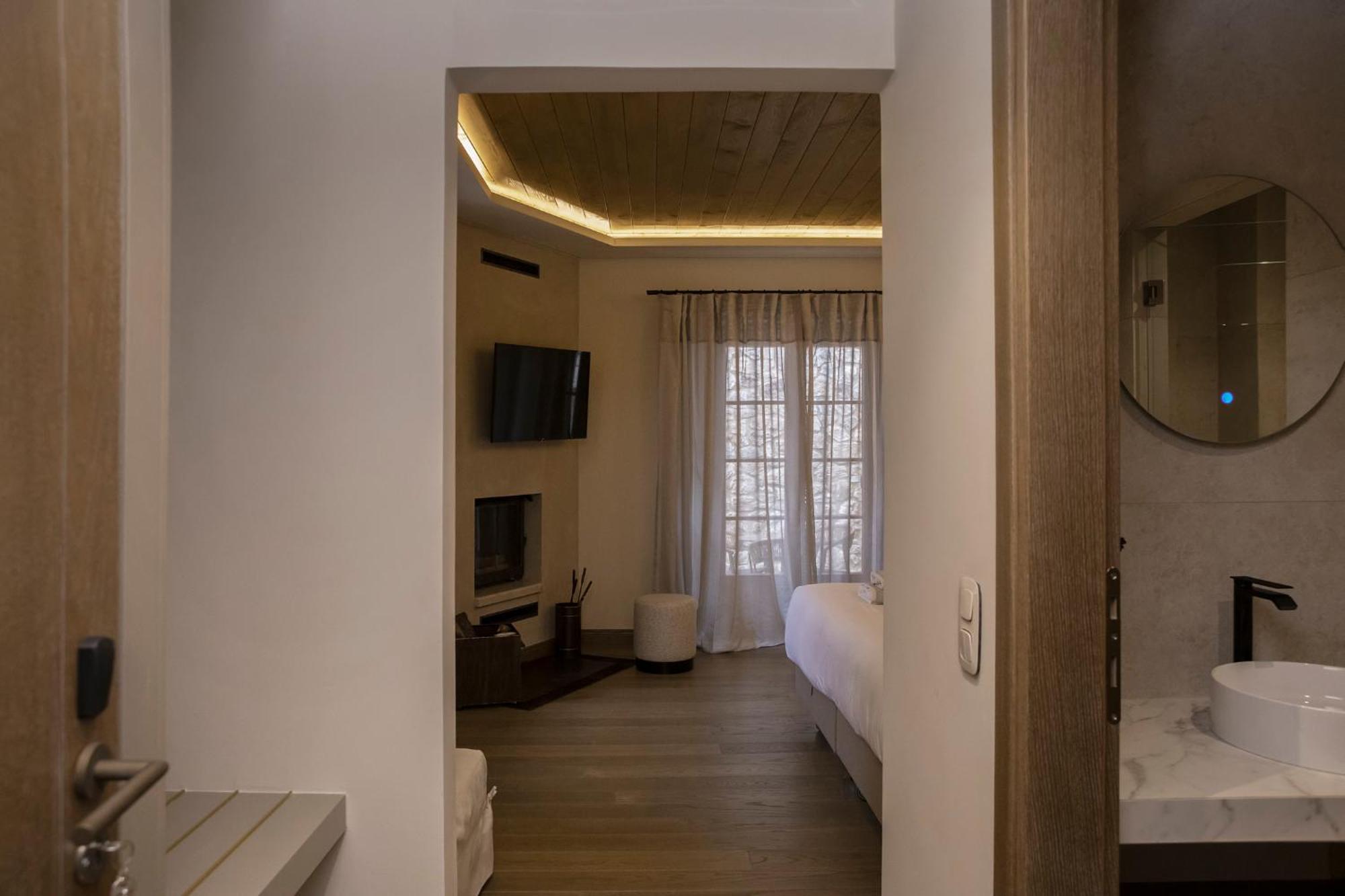 Μikri Arktos Boutique Hotel ดีมิตซานา ภายนอก รูปภาพ
