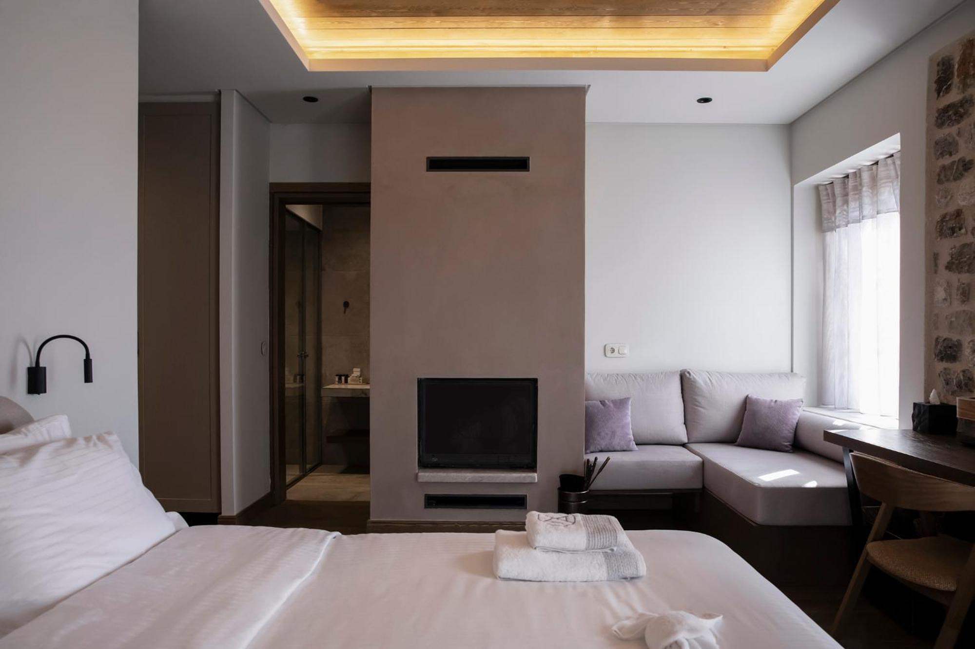 Μikri Arktos Boutique Hotel ดีมิตซานา ภายนอก รูปภาพ