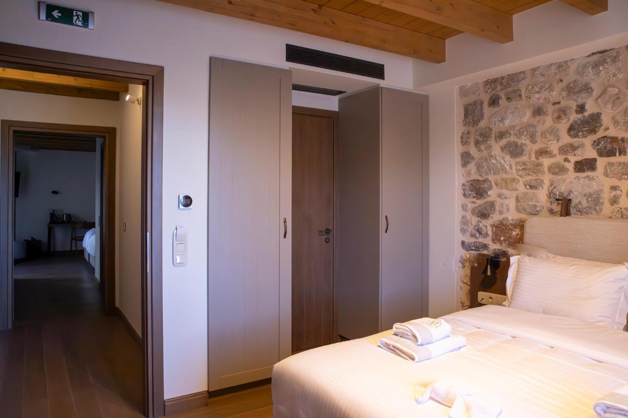 Μikri Arktos Boutique Hotel ดีมิตซานา ภายนอก รูปภาพ