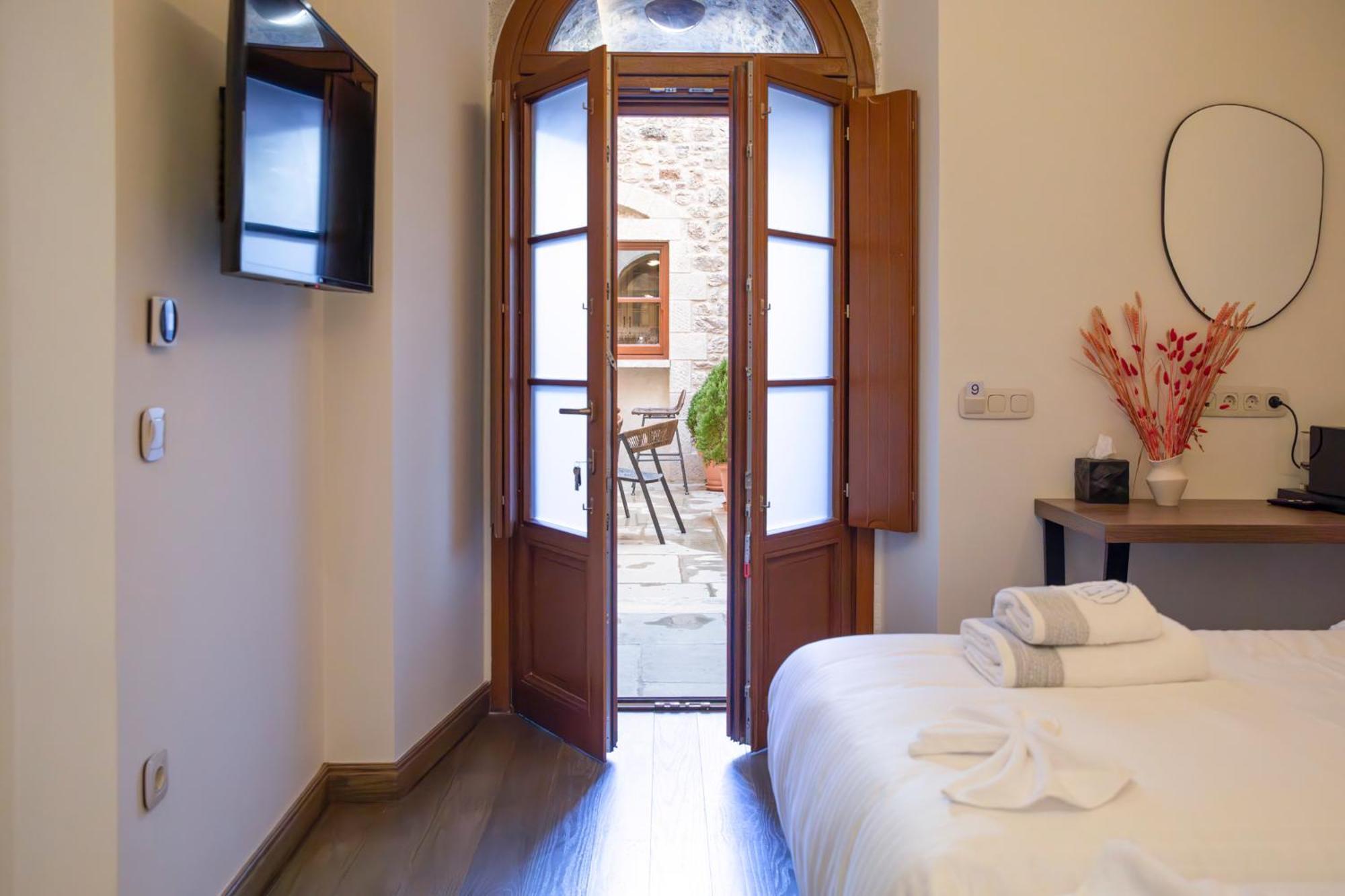 Μikri Arktos Boutique Hotel ดีมิตซานา ภายนอก รูปภาพ