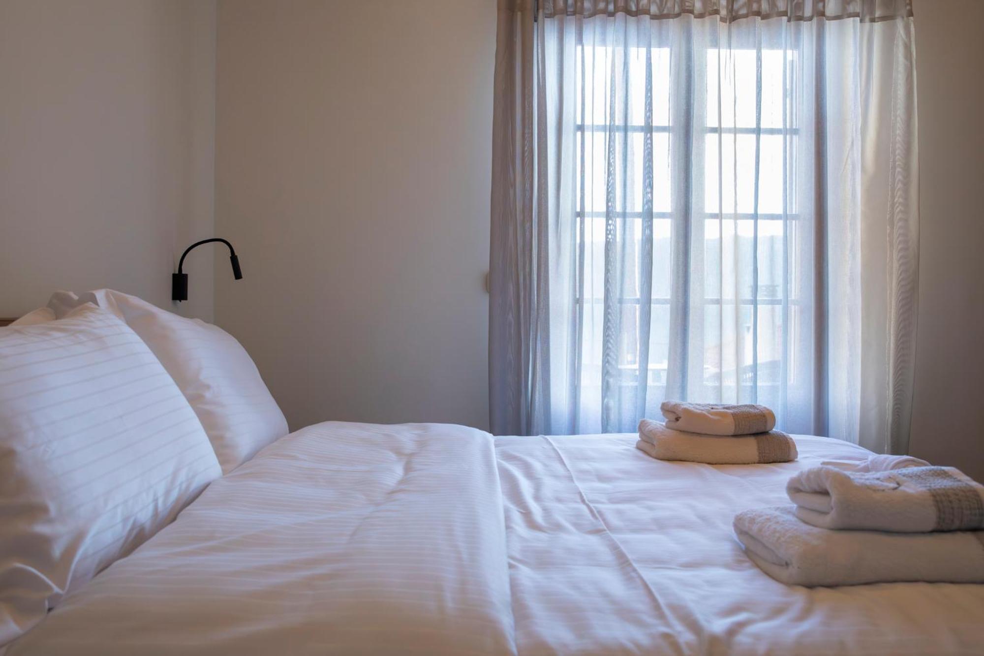Μikri Arktos Boutique Hotel ดีมิตซานา ภายนอก รูปภาพ