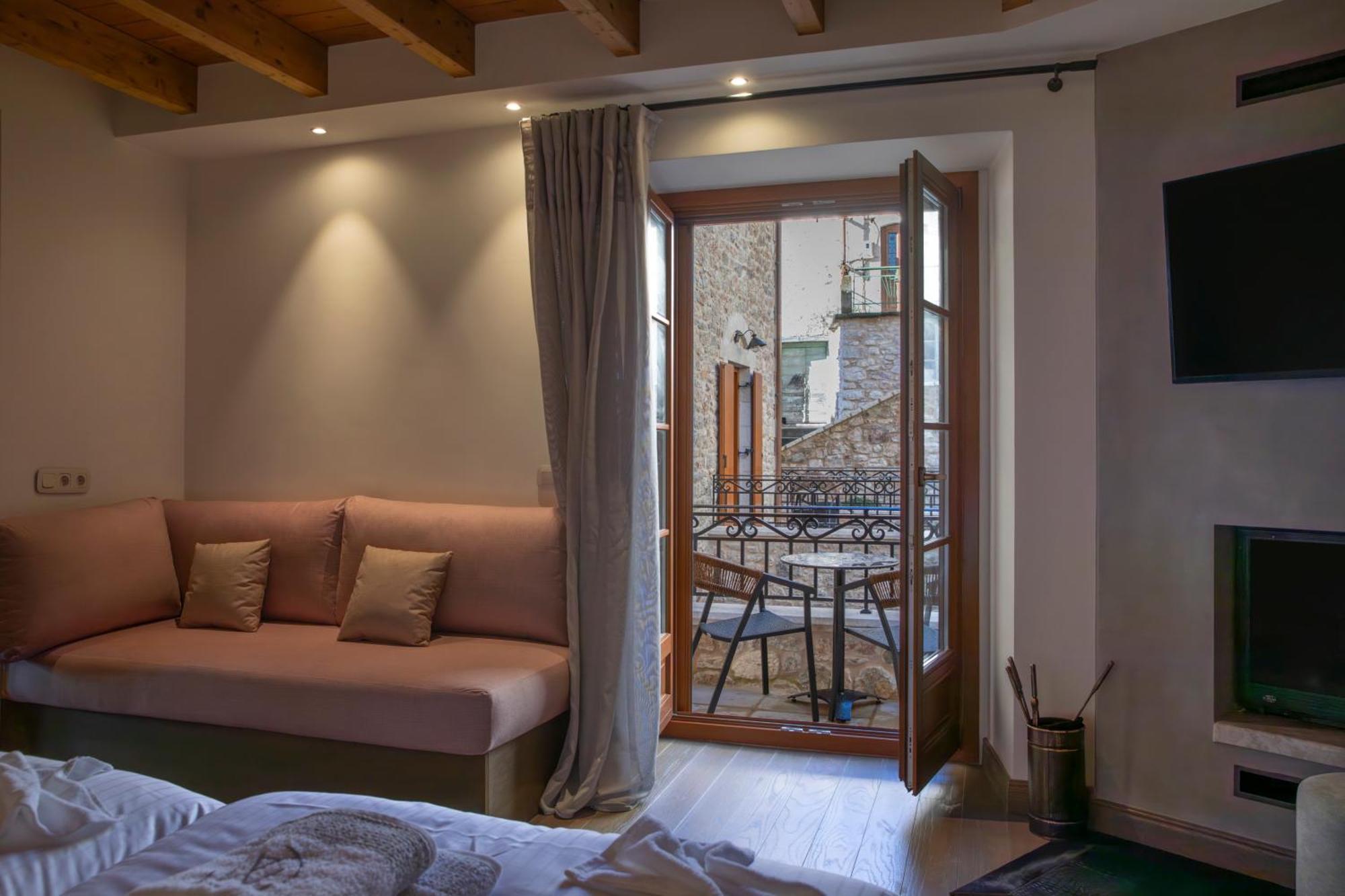 Μikri Arktos Boutique Hotel ดีมิตซานา ภายนอก รูปภาพ