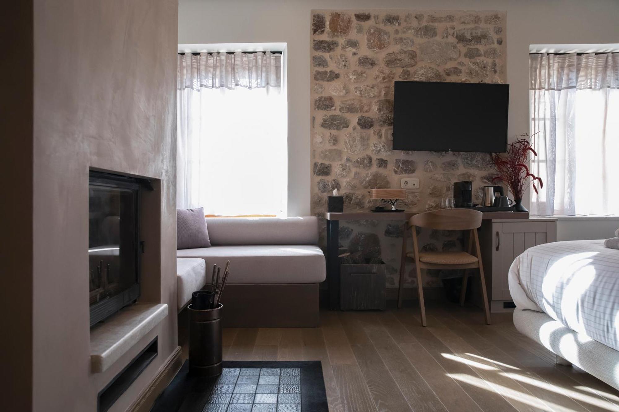 Μikri Arktos Boutique Hotel ดีมิตซานา ภายนอก รูปภาพ